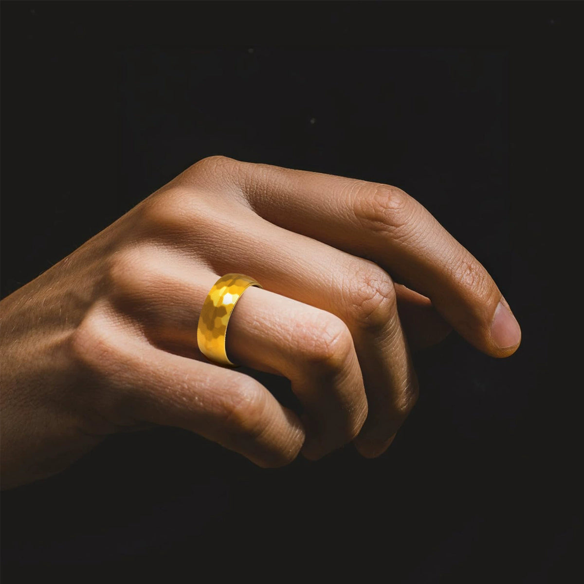 Pierścionek Hammered Band - zdjęcie 4
